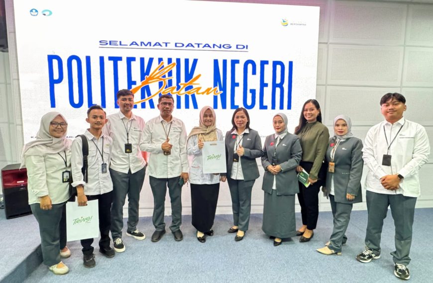 Pegadaian Goes to Campus at Polibatam, Encouraging Financial Literacy for Lecturers and Students