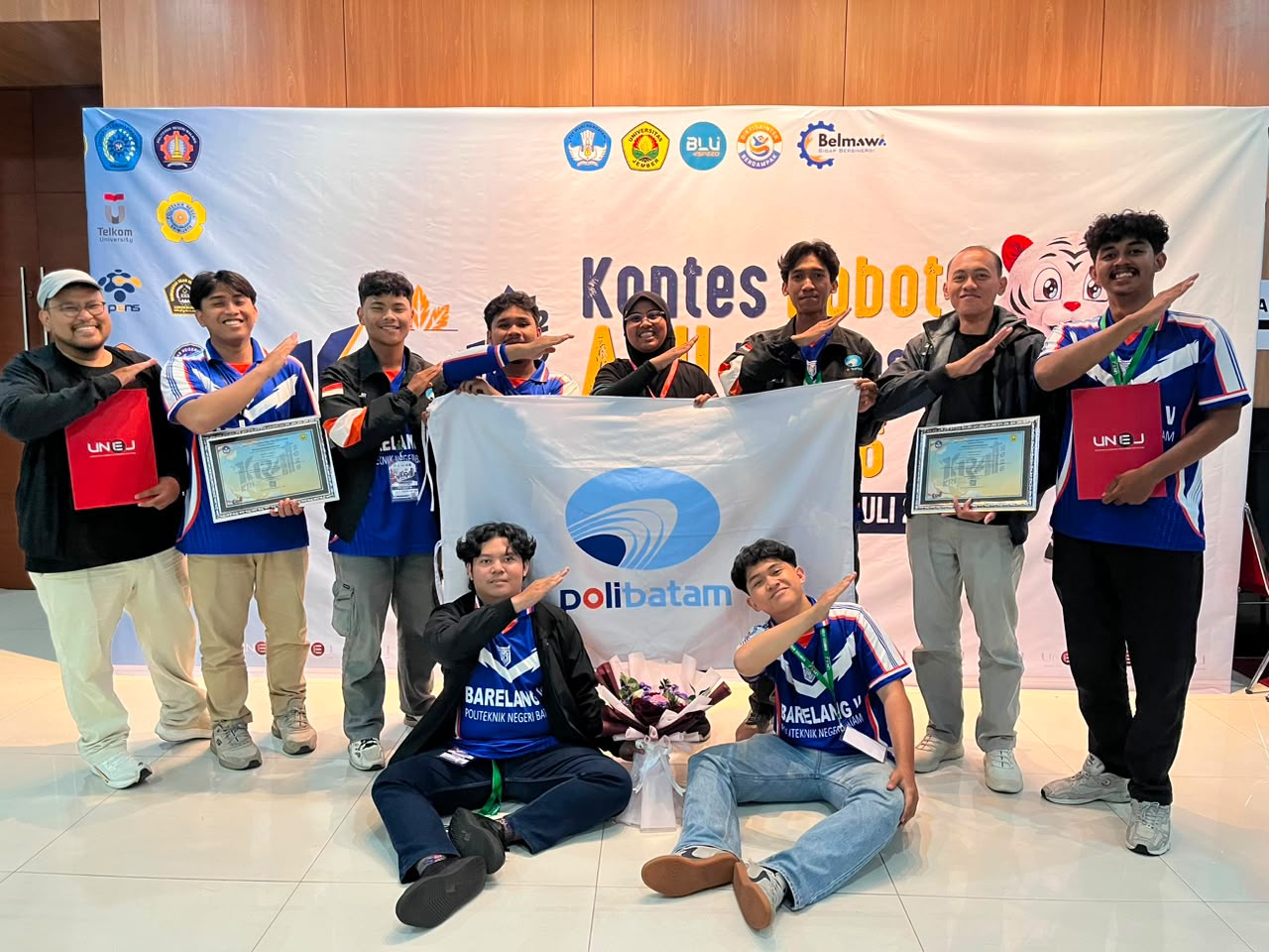 Robot Polibatam Kembali Menggebrak Nasional, Raih Dua Prestasi di KRAI 2026