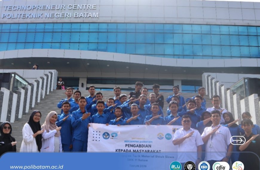 Polibatam Conducts Material Tensile Testing Training for SMKN 11 Batam Students