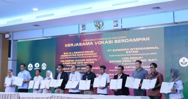 PINFest+ 2026, Polibatam Berikan Apresiasi kepada Mitra Strategis atas Dukungan Penguatan Pendidikan Vokasi
