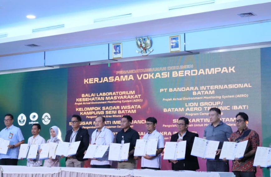 PINFest+ 2026, Polibatam Berikan Apresiasi kepada Mitra Strategis atas Dukungan Penguatan Pendidikan Vokasi