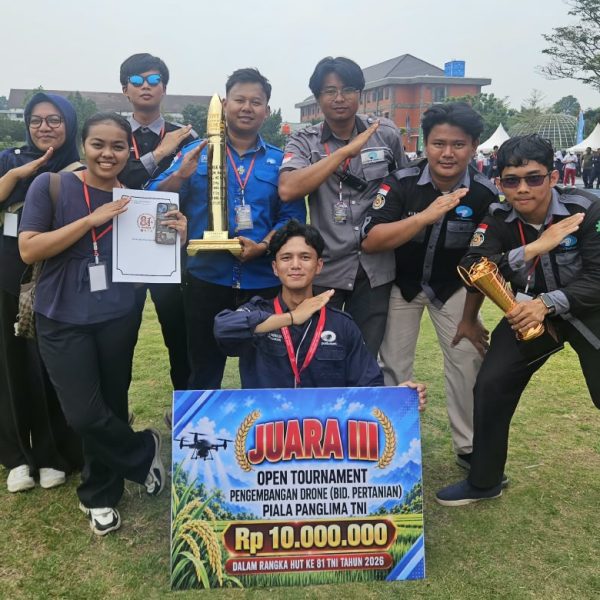 TERBANG TINGGI! TIM DRONE POLIBATAM RAIH JUARA 3 PIALA PANGLIMA TNI 2026
