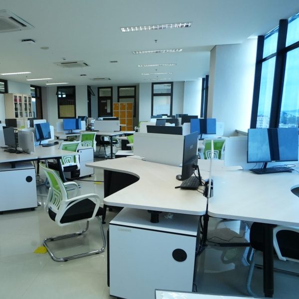 Dari Kampus Menuju Dunia Kerja: Mengenal Laboratorium Manajemen dan Bisnis Polibatam di Tower A