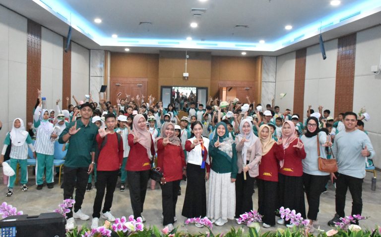 Siswa-Siswi SD Kartini Batam Kunjungi Polibatam: Belajar Pengelolaan Sampah Organik di TPST hingga Sulap Sampah Botol Plastik Jadi Karya 3D Printing