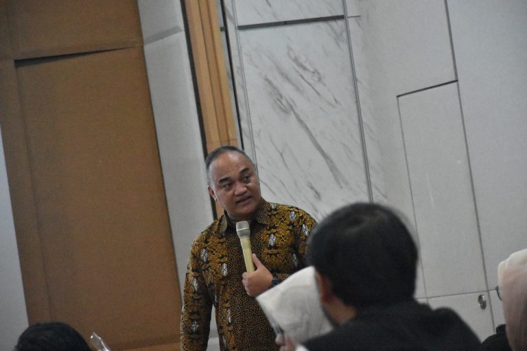 Polibatam Tingkatkan Kemampuan Negosiasi Dosen dan Tenaga Kependidikan melalui Inhouse Training Psikologi Komunikasi Bawah Sadar
