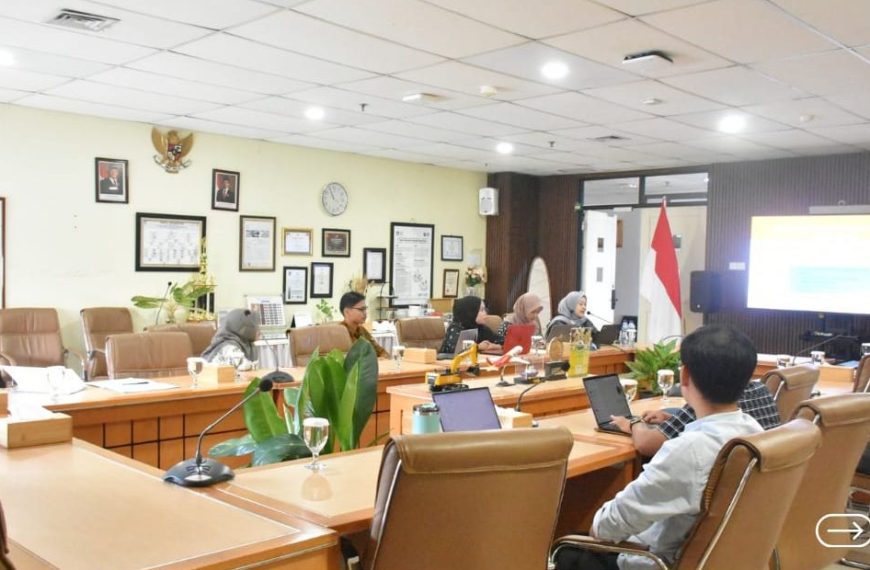 Polibatam and BPJPH West Sumatra Hold Training to Strengthen Halal Product Assistance