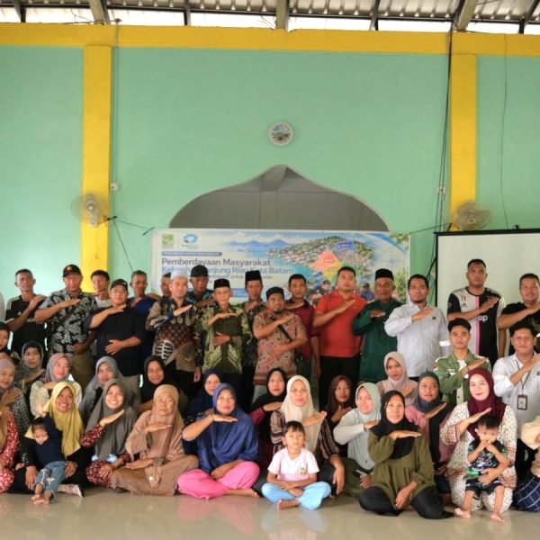 Polibatam Empowers Tanjung Riau Community through GIS-Based Participatory Mapping