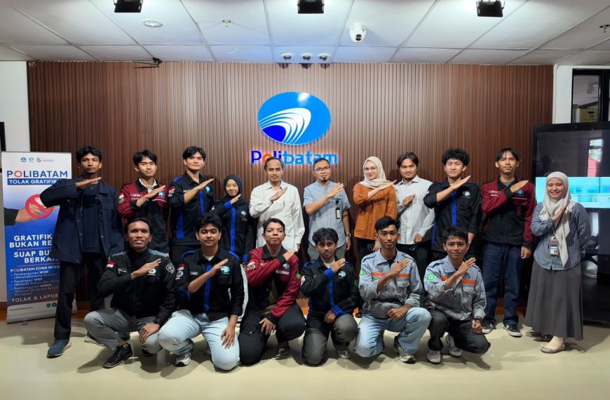 Polibatam Lepas Tim Mahasiswa Ikuti Berbagai Ajang Tingkat Nasional dan Internasional